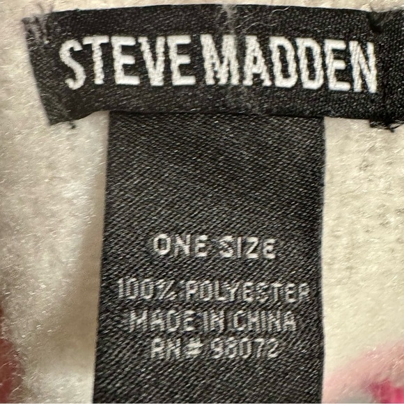 Steve Madden Pink White Plaid Fuzzy Plush Fringed Chunky Long Oversized Scarf - Picture 5 of 5